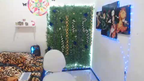 Snapshot of lilithaurora chatting on April 2026 12:55:01 PM lilithaurora online show from April 2026 12:55:01 PM