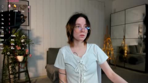 Lilith online show from January 2025 04:33:02 AM