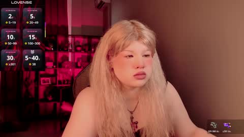 LilithNelson online show from June 2026 10:19:01 AM