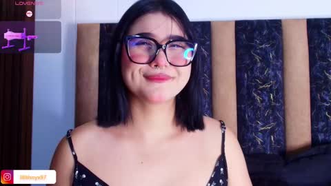 Snapshot of lilithnyx_x chatting on May 2026 03:07:02 PM lilithnyx_x online show from May 2026 03:07:02 PM