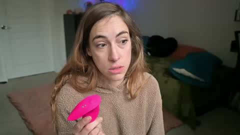 L online show from February 2025 02:58:01 PM