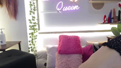 Snapshot of lilithqueen1 chatting on May 2026 07:32:02 PM La pelirroja online show from May 2026 07:32:02 PM