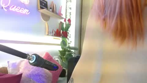 Snapshot of lilithqueen1 chatting on July 2026 01:41:02 AM La pelirroja online show from July 2026 01:41:02 AM
