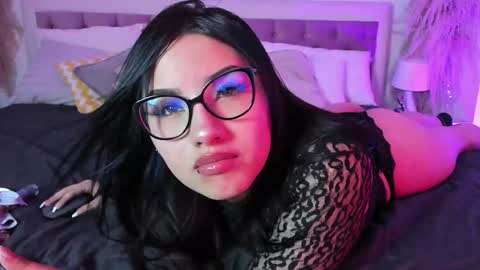 Lily online show from October 2025 08:10:01 PM