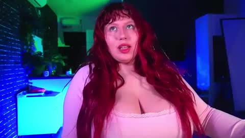 Snapshot of liliya_moon chatting on February 2026 07:01:02 PM Liliya moon online show from February 2026 07:01:02 PM