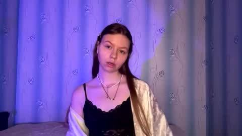 Snapshot of lillian_charm chatting on March 2026 06:07:02 AM Lillian online show from March 2026 06:07:02 AM