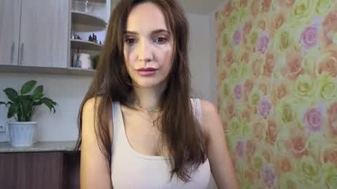 Lillian online show from September 2025 04:01:01 AM