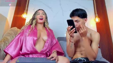 lillian_lee1 online show from April 2026 06:43:01 PM