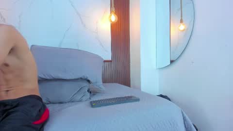 Snapshot of lillian_lee1 chatting on June 2026 05:45:02 PM lillian_lee1 online show from June 2026 05:45:02 PM