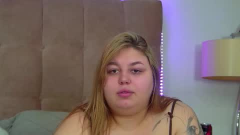 LillianHaig online show from November 2025 06:45:01 PM