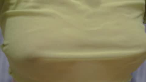Snapshot of lillkit chatting on March 2026 10:43:02 PM Lilu online show from March 2026 10:43:02 PM