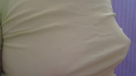 Snapshot of lillkit chatting on April 2026 02:11:02 AM Lilu online show from April 2026 02:11:02 AM