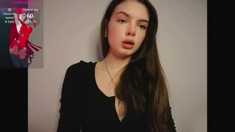 Lilia online show from April 2026 07:23:02 PM