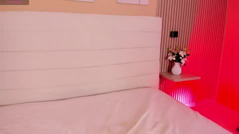 Lizeth follow me in my igimlilycute 3 online show from April 2026 03:53:01 AM