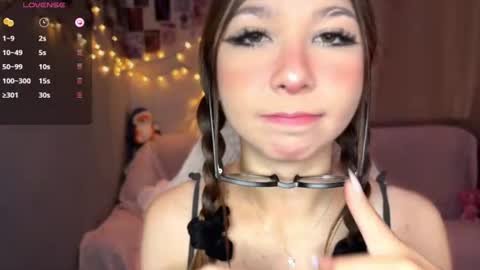 Snapshot of lilly_lilithh chatting on August 2026 04:11:01 AM Lilith online show from August 2026 04:11:01 AM