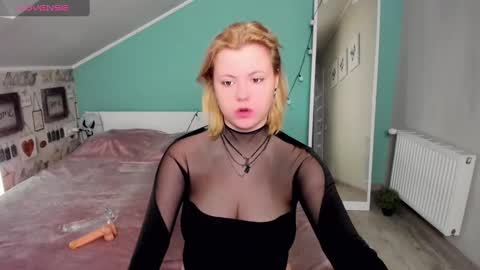 Snapshot of lillydepp chatting on January 2025 10:57:01 AM Lilly Depp online show from January 2025 10:57:01 AM
