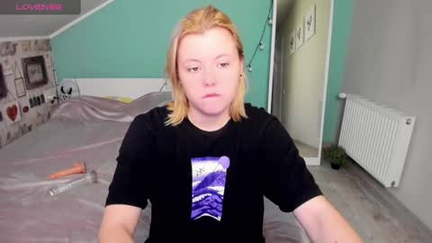 Snapshot of lillydepp chatting on January 2025 01:46:01 PM Lilly Depp online show from January 2025 01:46:01 PM