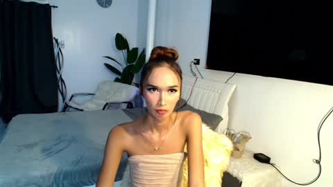 Snapshot of lillyholland_xx chatting on February 2025 11:31:02 AM lillyholland online show from February 2025 11:31:02 AM