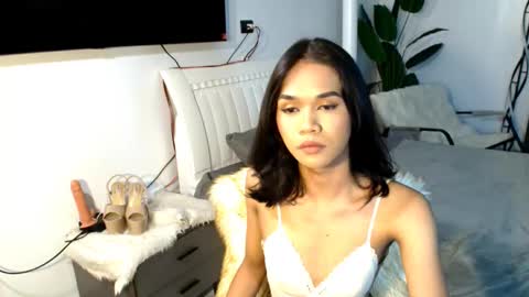 Snapshot of lillyholland_xx chatting on February 2025 03:52:01 PM lillyholland online show from February 2025 03:52:01 PM