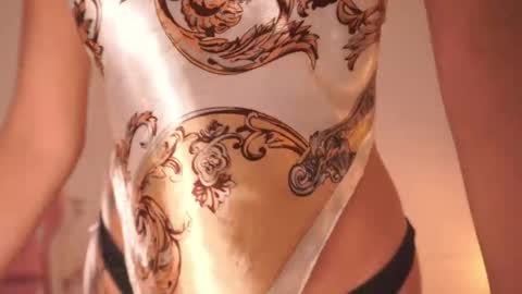 Lilly Thompson  online show from June 2026 10:35:02 PM