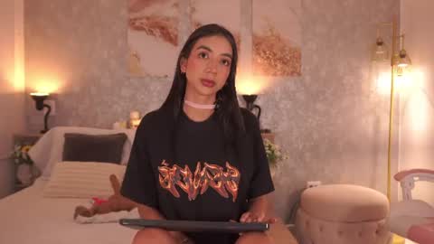 Lilly Thompson  online show from June 2026 03:18:02 AM