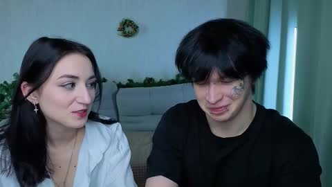 Kris Lilo online show from December 2025 01:50:02 PM