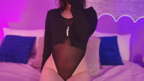 Lilou online show from January 2026 12:10:01 PM