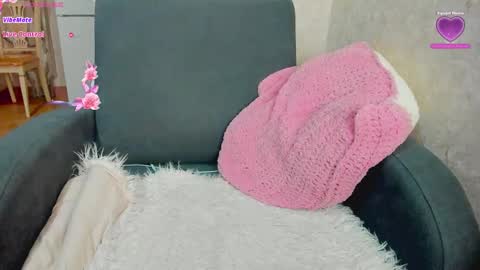 LILY online show from November 2025 06:39:01 PM