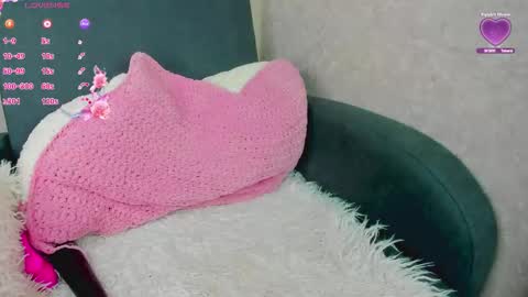 LILY online show from November 2025 12:15:02 PM