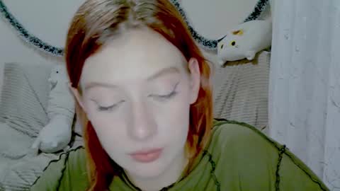 lily_ember online show from December 2025 06:34:02 PM
