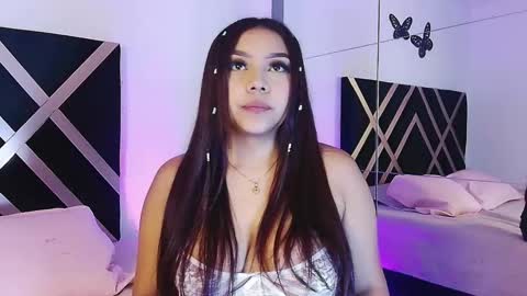 Lily Evans  online show from October 2025 04:10:02 AM