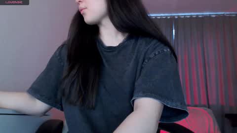 Lily Litle online show from February 2026 10:14:02 AM