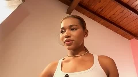 Lily Miiller online show from September 2025 09:04:02 PM