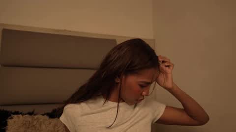 Lily Miiller online show from April 2026 09:28:01 PM