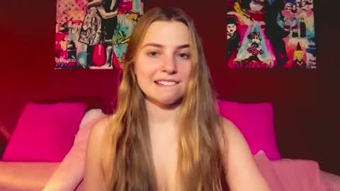 Snapshot of lily_smily chatting on January 2026 09:18:02 PM Lily online show from January 2026 09:18:02 PM