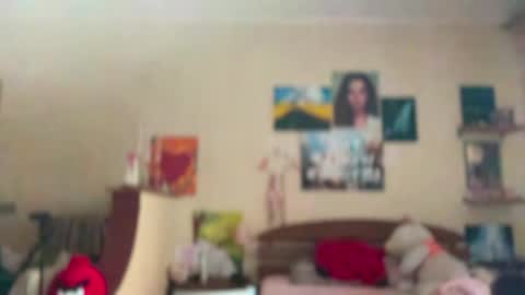 Snapshot of lily_smily chatting on May 2026 04:44:02 PM Lily online show from May 2026 04:44:02 PM