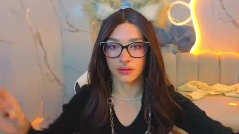 Snapshot of lily_tx chatting on June 2026 12:42:02 PM Follow me.. Live 730 to 1400 online show from June 2026 12:42:02 PM