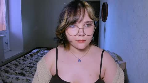 Lily online show from April 2026 01:41:01 PM