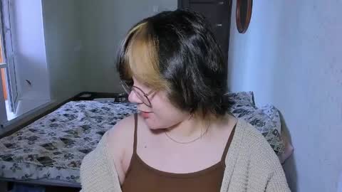 Lily online show from April 2026 12:49:01 PM