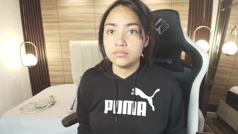 lily_waist online show from February 2026 11:31:01 AM