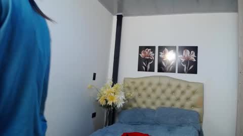 lilyfox23 online show from February 2026 12:48:02 PM