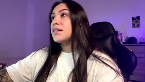Lily online show from June 2026 10:25:02 PM