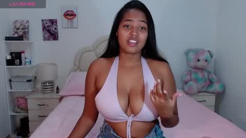 Lily.. online show from December 2024 07:11:01 PM
