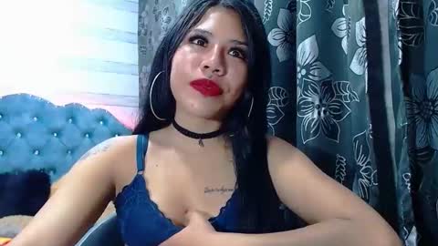 lilyjamesx online show from February 2025 06:48:01 PM