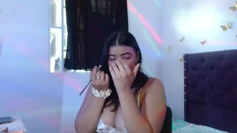 lilyloock1105 online show from March 2026 08:19:02 PM