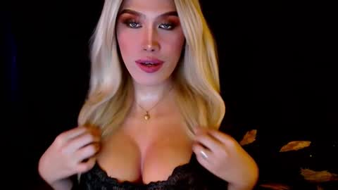IM YOUR TRUE GODESS Lilymonstercock online show from December 2024 11:28:02 PM