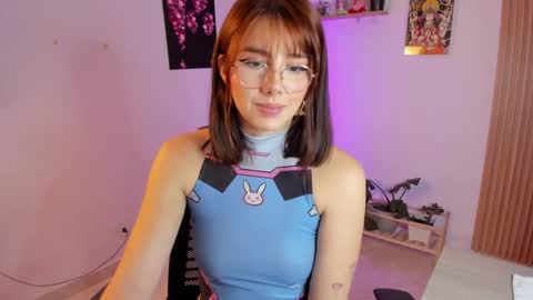 lily help me to collect more cosplay online show from September 2025 04:38:01 AM