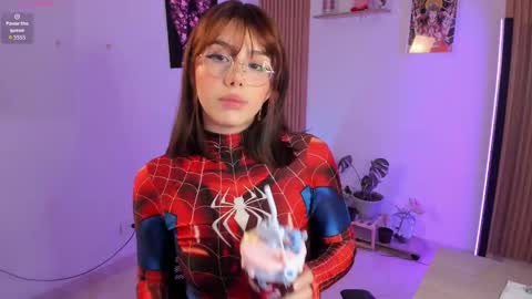 lily help me to collect more cosplay online show from October 2025 12:32:01 AM
