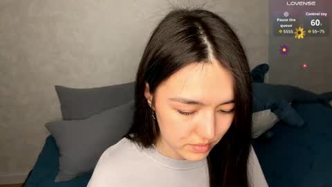Lily online show from April 2026 03:42:02 PM