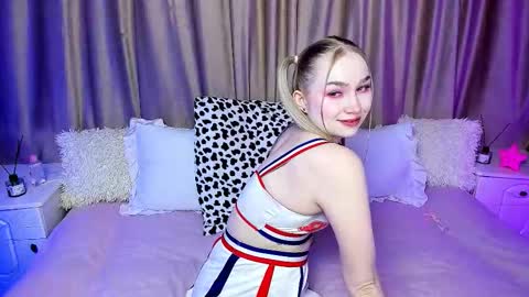 Lilian online show from November 2025 03:51:01 AM